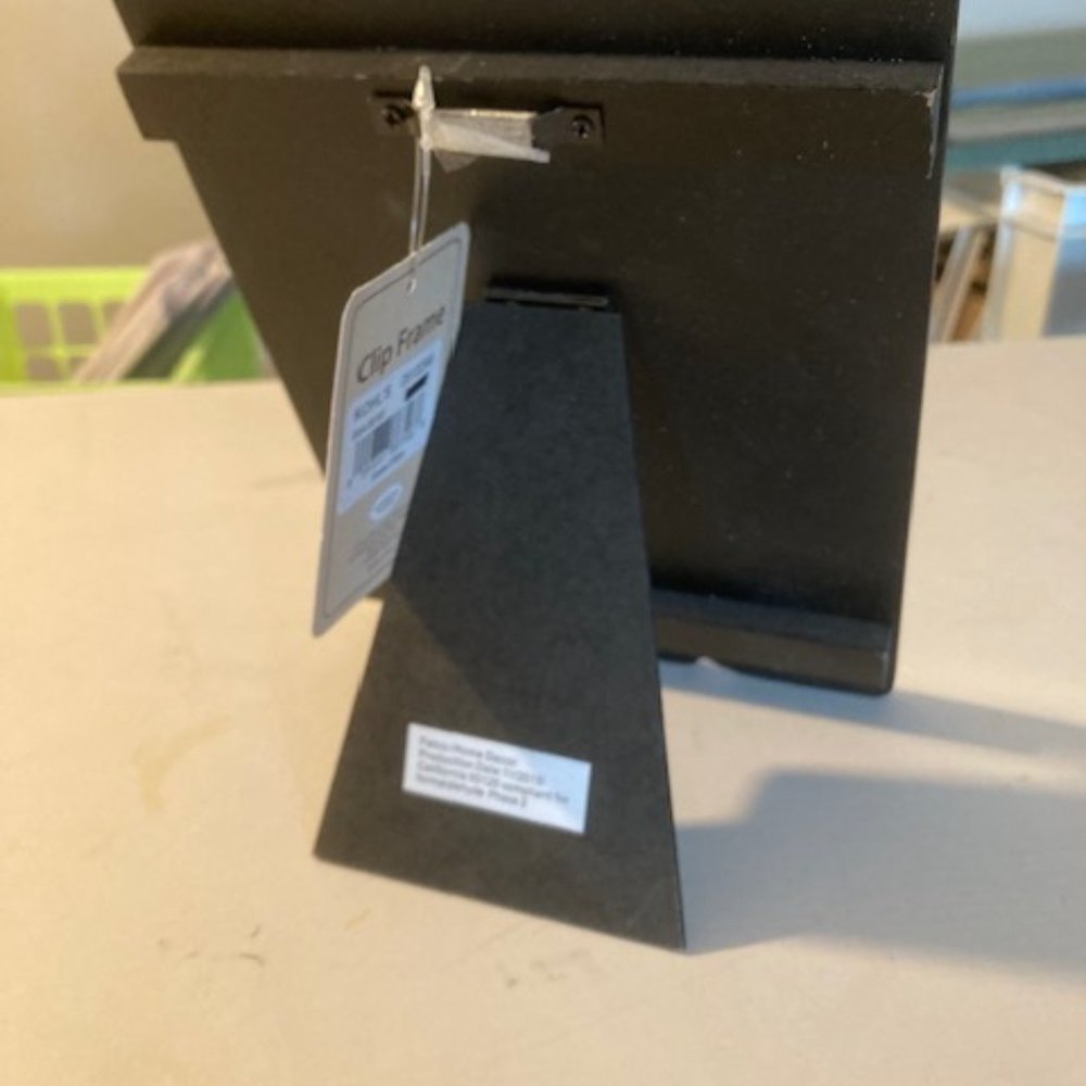 CLIP NOTE FRAME - Picture 2 of 2